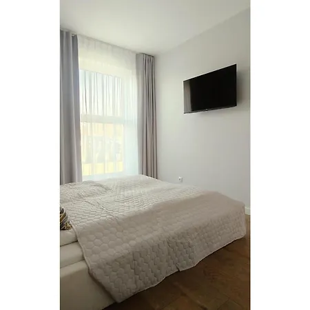 Blask, W Zaciszu Zieleni Z Ogrodkiem *